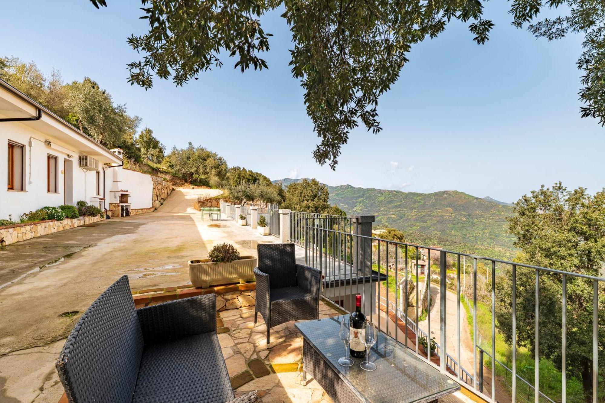 Vila Casa Jerzu S'Essia De Su Santu Exteriér fotografie